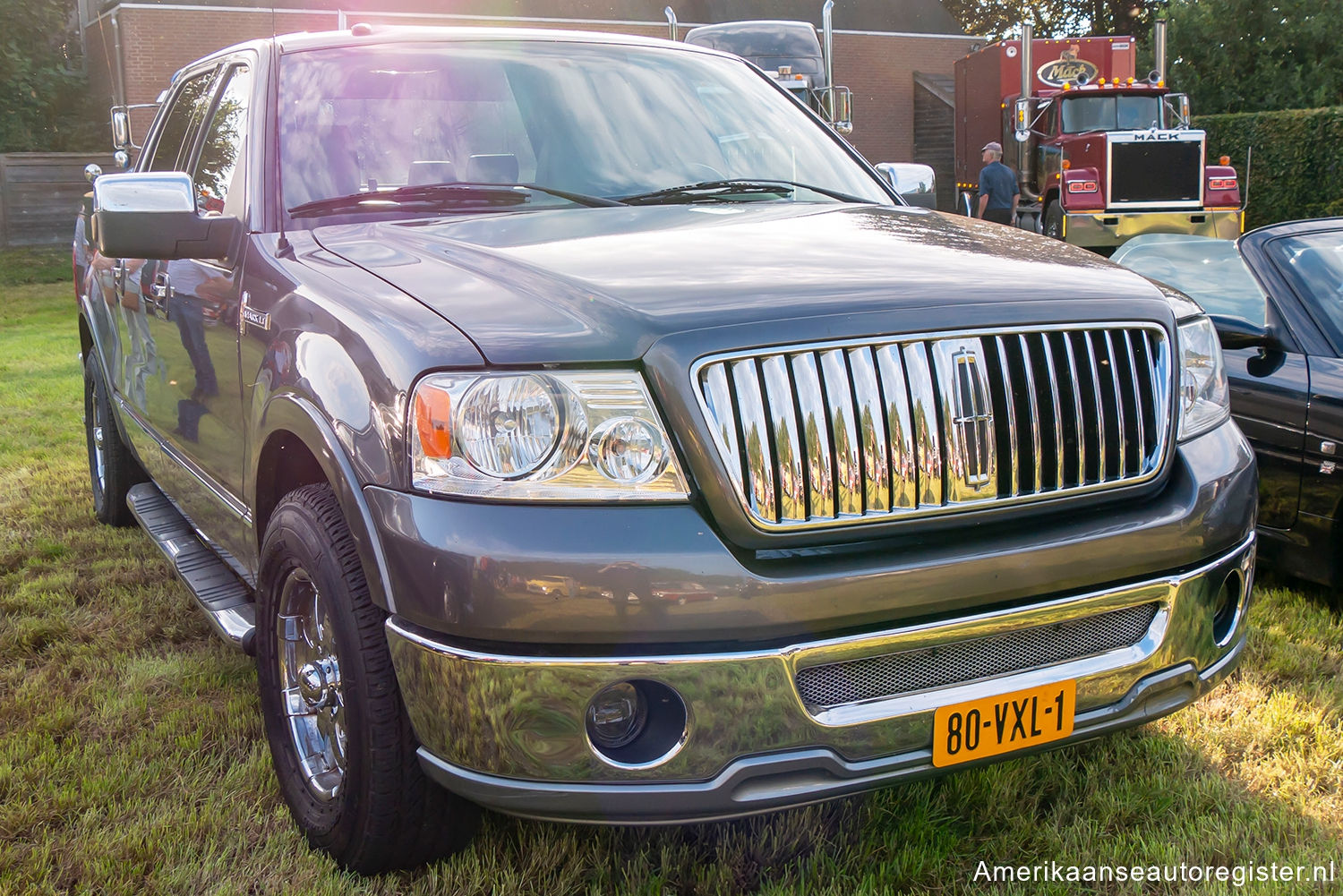 Lincoln Mark LT uit 2006